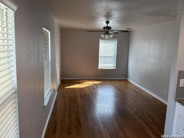 760 LINDA LOU DR San Antonio, TX 78223