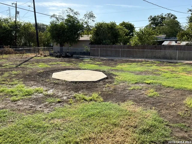760 LINDA LOU DR San Antonio, TX 78223