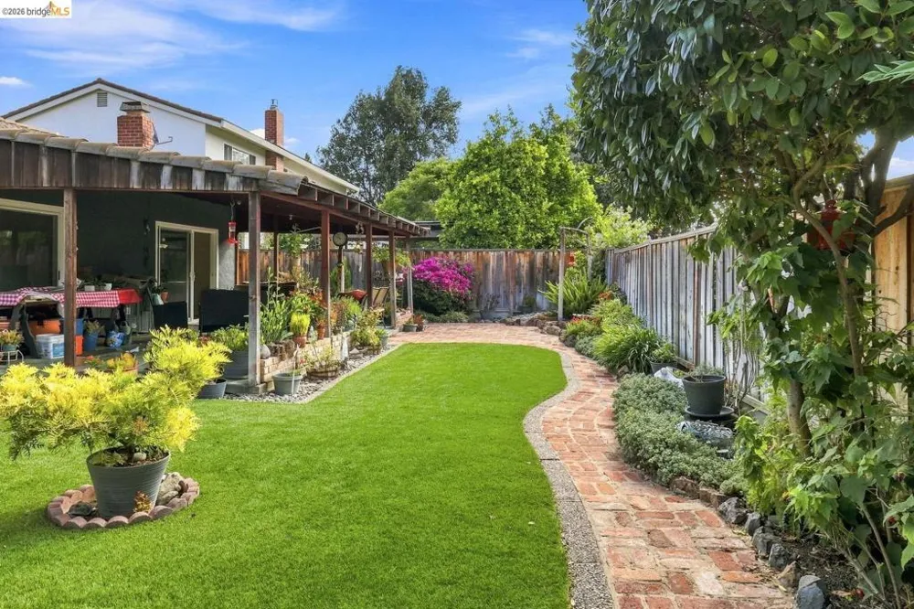 408 Santa Mesa DR San Jose, CA 95123
