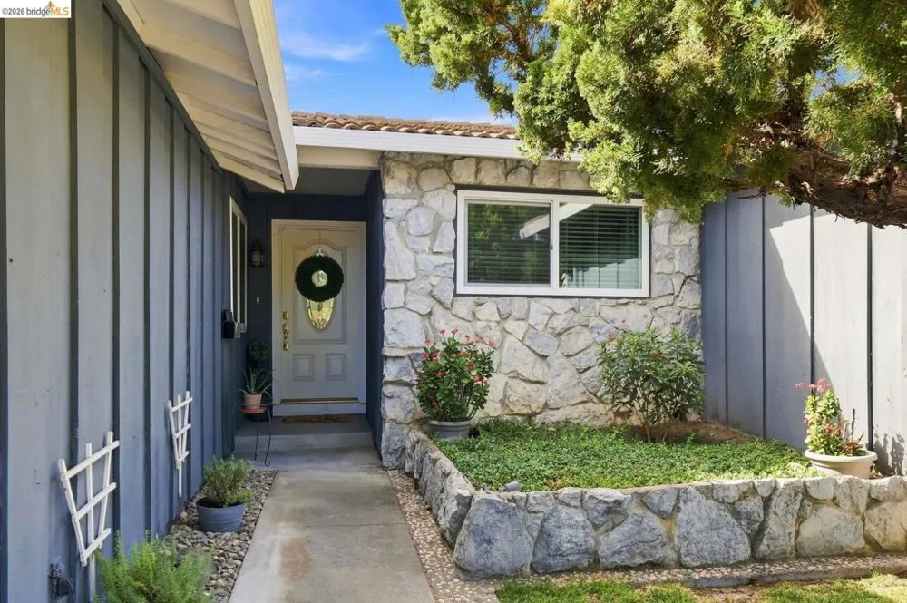 408 Santa Mesa DR San Jose, CA 95123