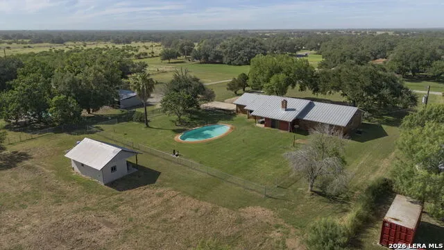 222 DEER RUN ST Pleasanton, TX 78064
