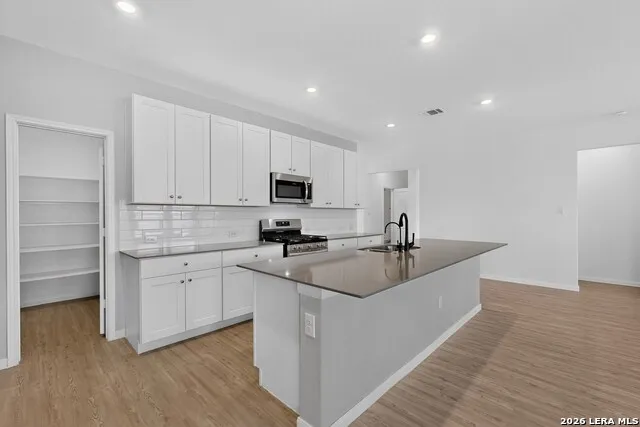32325 Ginger Cv Bulverde, TX 78163