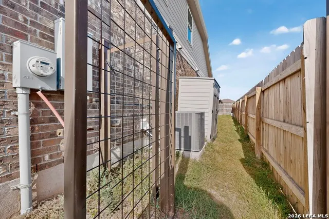 32325 Ginger Cv Bulverde, TX 78163