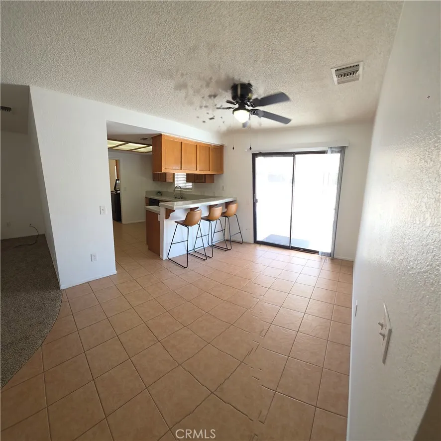 18375 Westlawn Hesperia, CA 92345