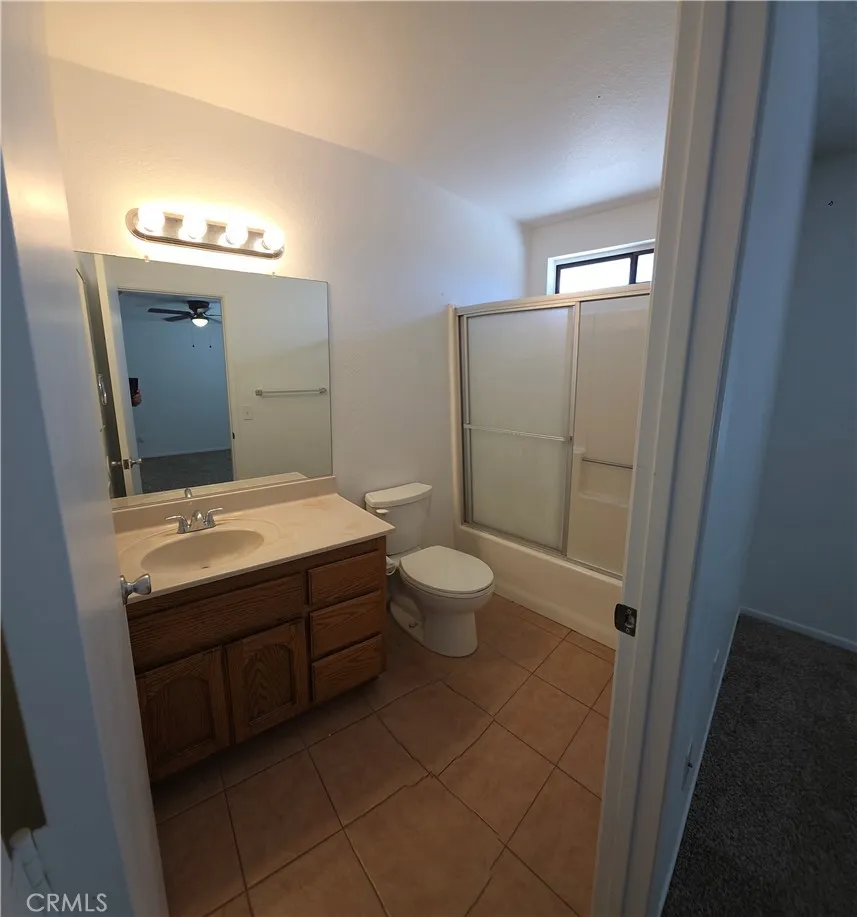 18375 Westlawn Hesperia, CA 92345