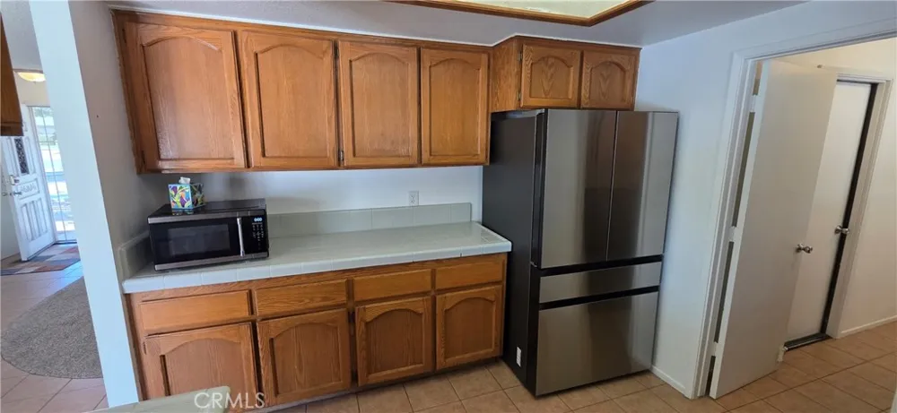 18375 Westlawn Hesperia, CA 92345