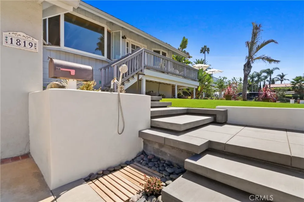 1819 Calle De Los Alamos San Clemente, CA 92672