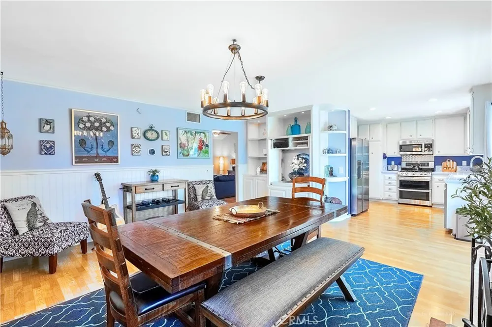 21902 Grovepark Drive Saugus, CA 91350