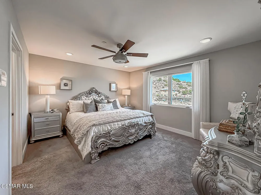 9595 Dennis Way Chatsworth, CA 91311