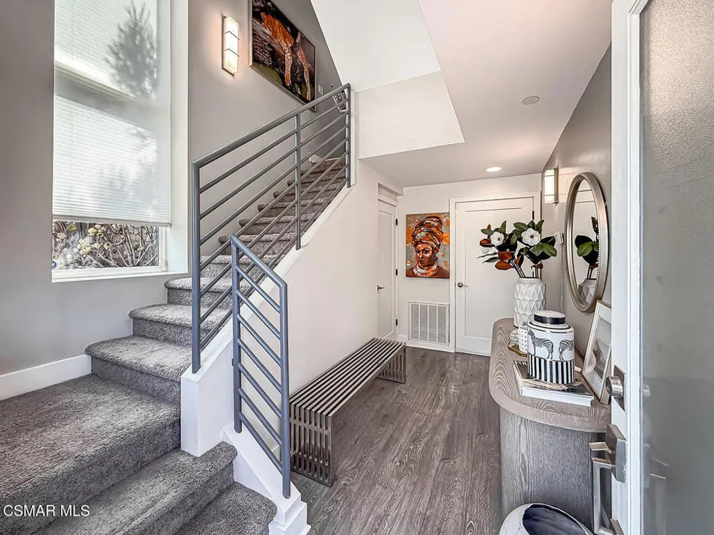 9595 Dennis Way Chatsworth, CA 91311