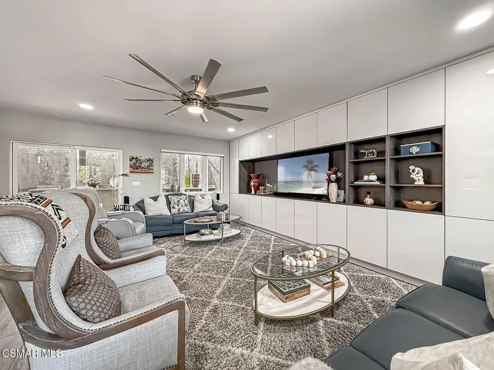 9595 Dennis Way Chatsworth, CA 91311