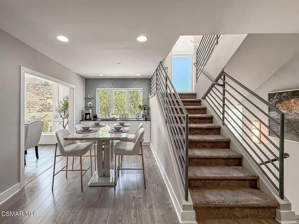 9595 Dennis Way Chatsworth, CA 91311