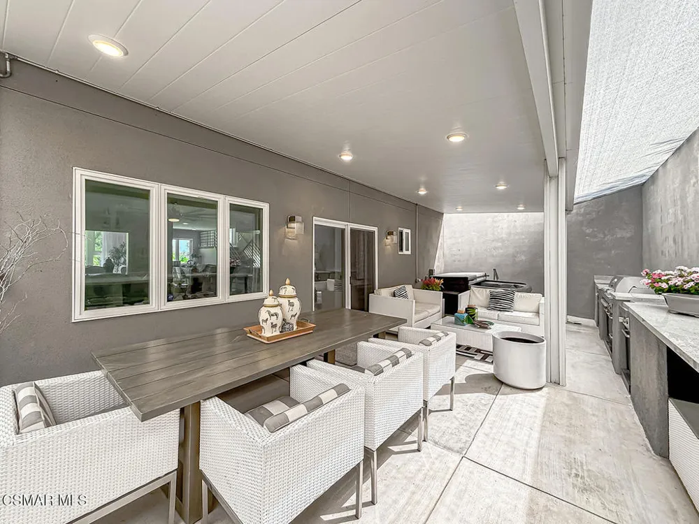 9595 Dennis Way Chatsworth, CA 91311