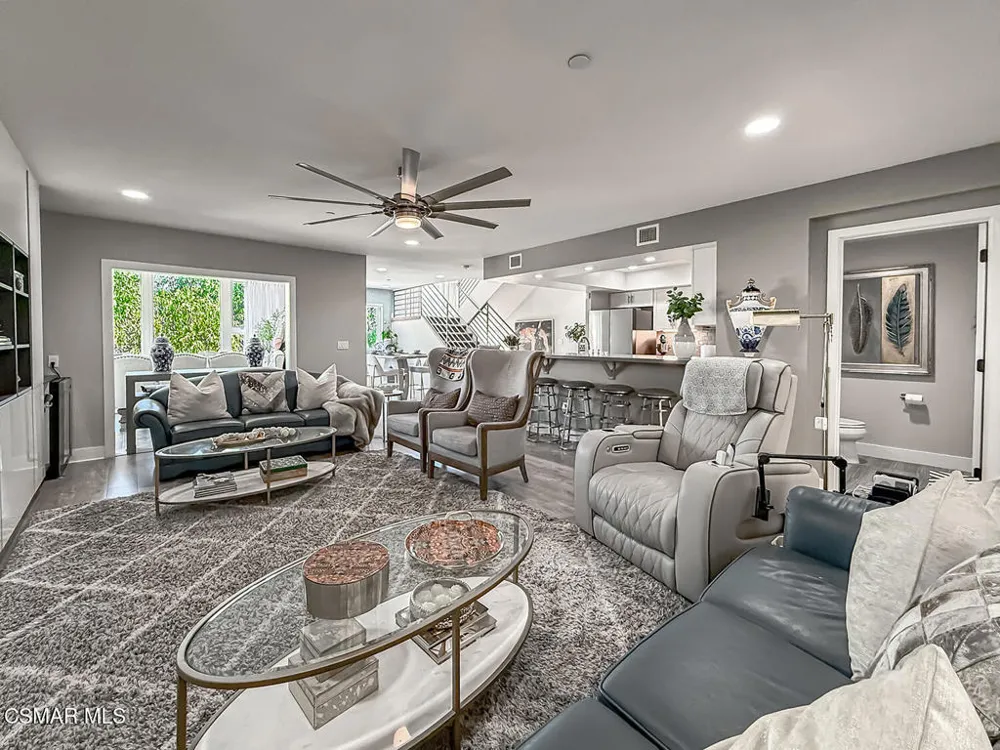 9595 Dennis Way Chatsworth, CA 91311