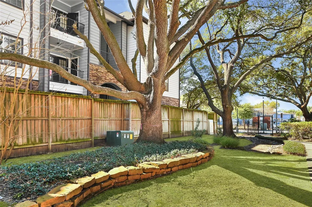 10811 Richmond Avenue #68 Houston, TX 77042