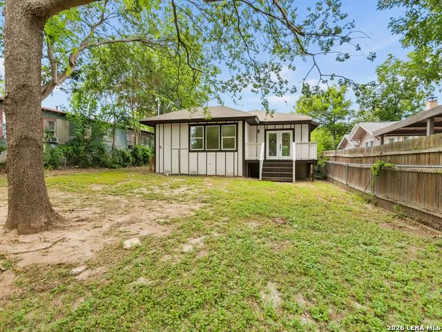 419 W Huisache Avenue San Antonio, TX 78212
