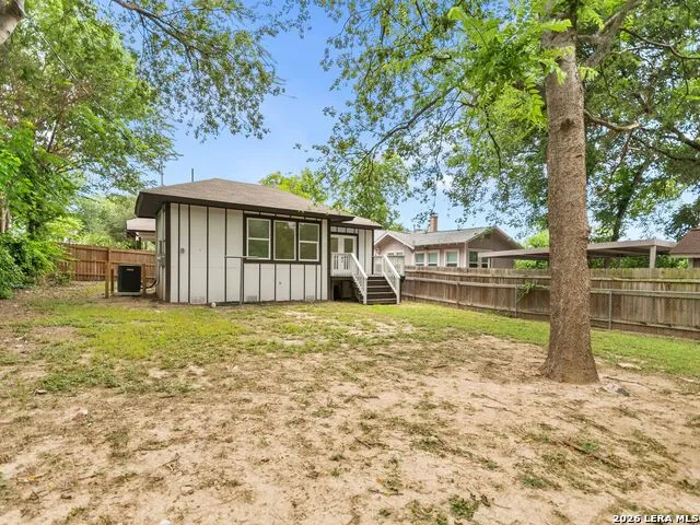 419 W Huisache Avenue San Antonio, TX 78212