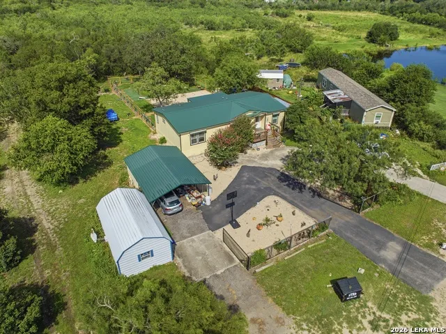 321 County Road 4614 Castroville, TX 78009