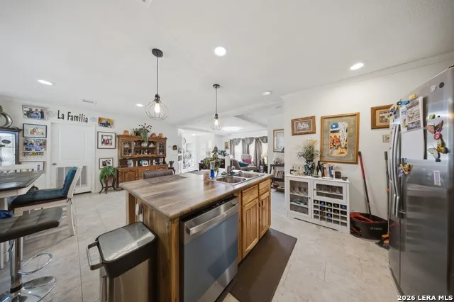 321 County Road 4614 Castroville, TX 78009