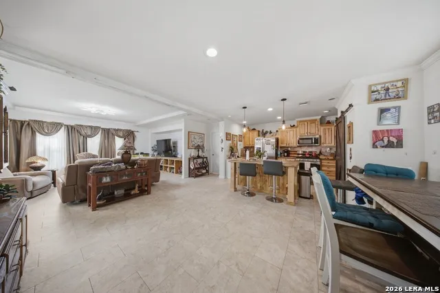 321 County Road 4614 Castroville, TX 78009