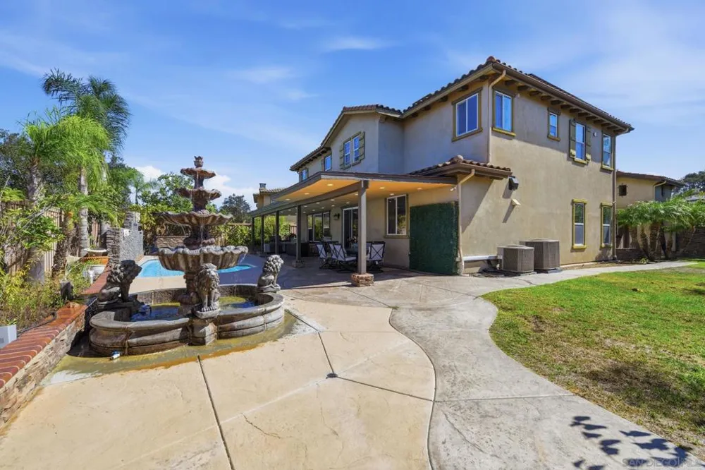 3520 Cockatoo Ct. Oceanside, CA 92057