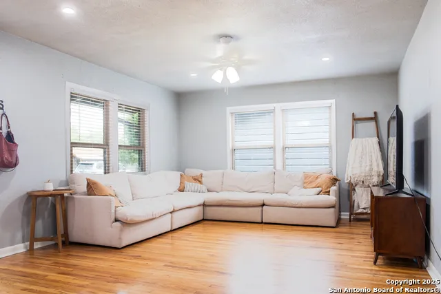 607 Leland Kerrville, TX 78028