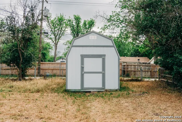 607 Leland Kerrville, TX 78028