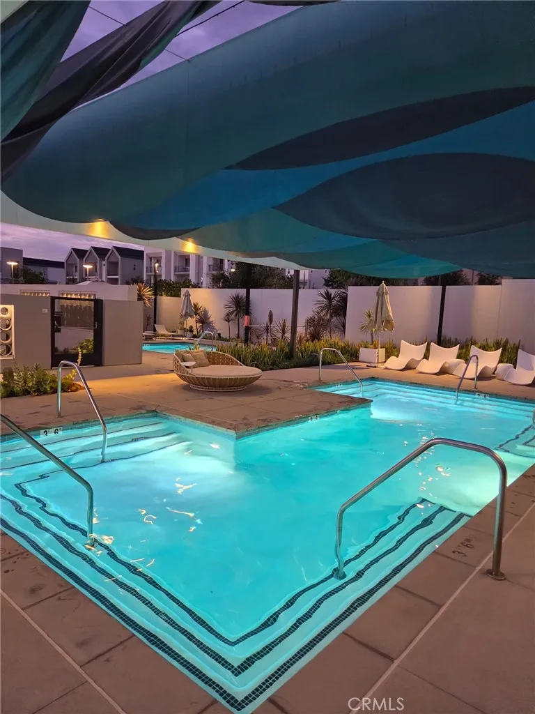 143 Baluster Irvine, CA 92618