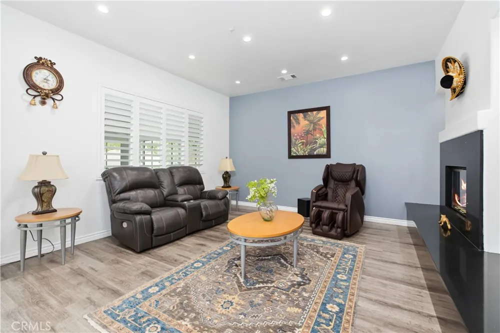 13482 Redwood Rancho Cucamonga, CA 91739