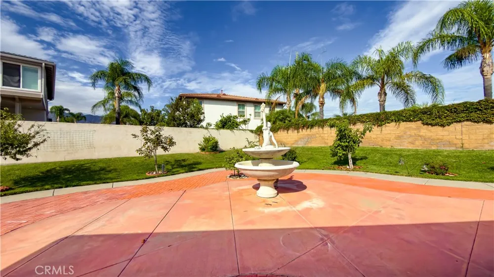 13482 Redwood Rancho Cucamonga, CA 91739
