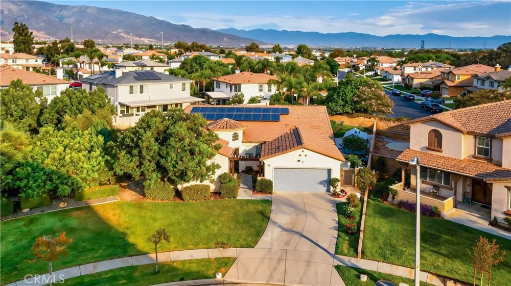 13482 Redwood Rancho Cucamonga, CA 91739