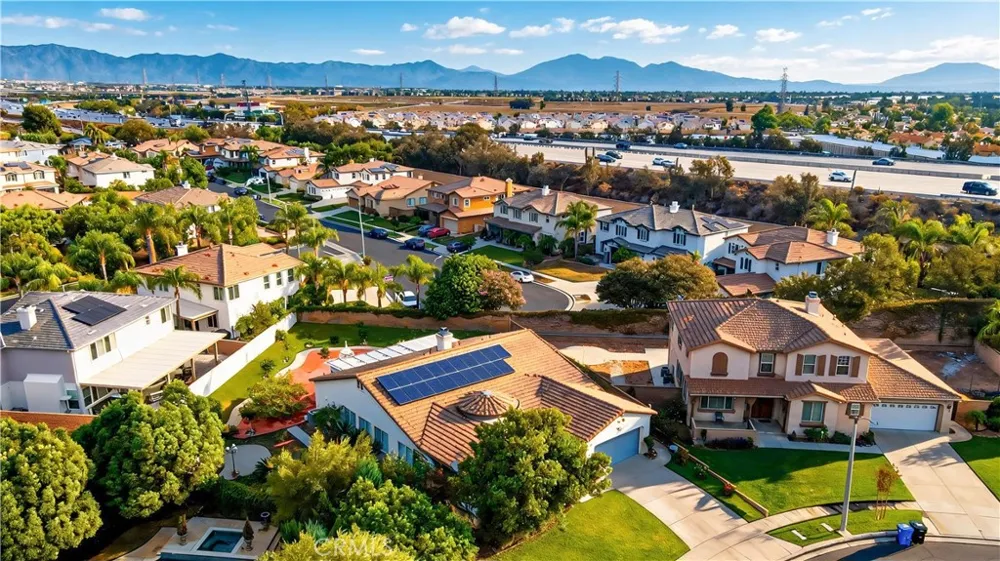 13482 Redwood Rancho Cucamonga, CA 91739