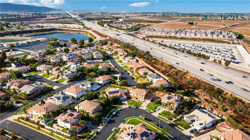 13482 Redwood Rancho Cucamonga, CA 91739
