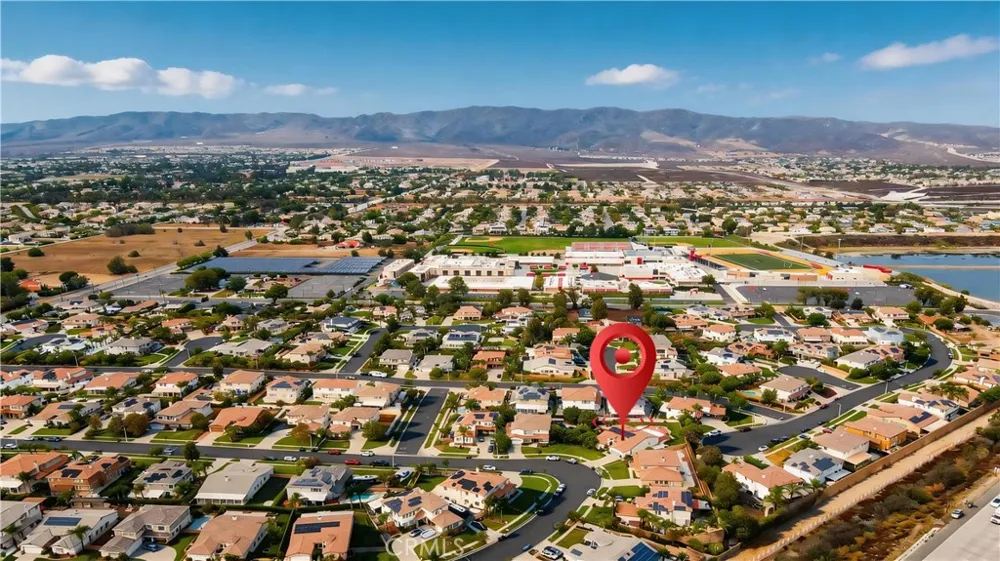 13482 Redwood Rancho Cucamonga, CA 91739