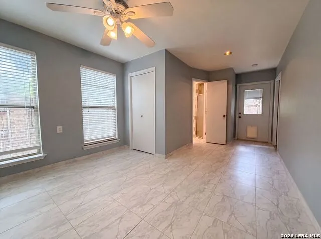 1930 SHADOW PARK ST San Antonio, TX 78232