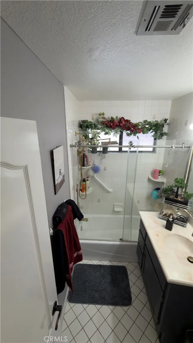 13491 Iroquois Apple Valley, CA 92308