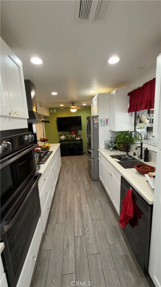 13491 Iroquois Apple Valley, CA 92308
