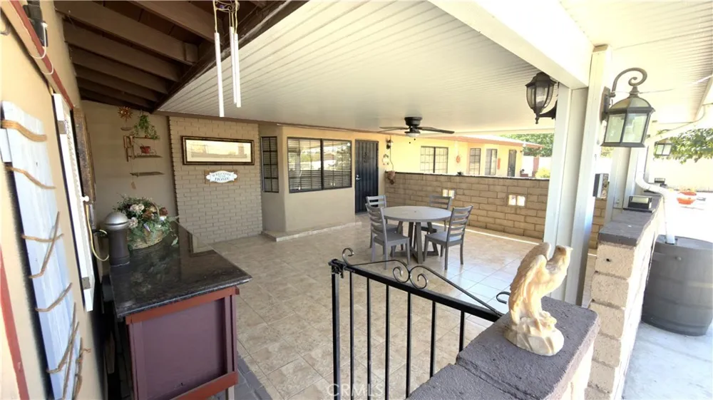 13491 Iroquois Apple Valley, CA 92308