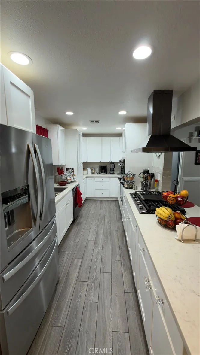 13491 Iroquois Apple Valley, CA 92308