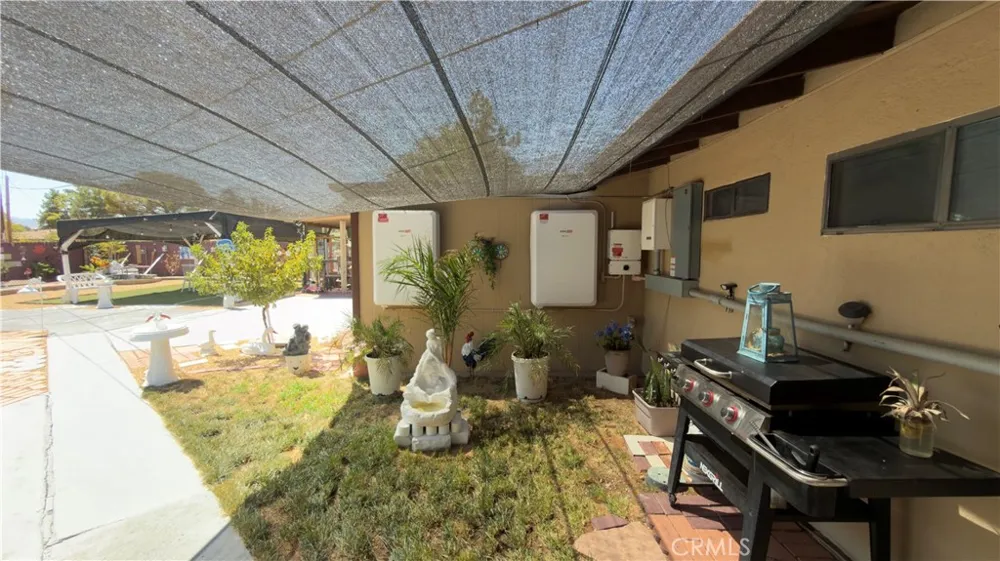 13491 Iroquois Apple Valley, CA 92308