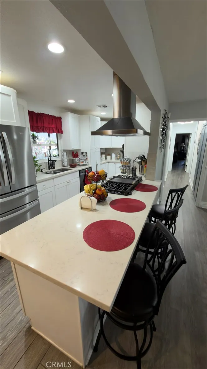 13491 Iroquois Apple Valley, CA 92308