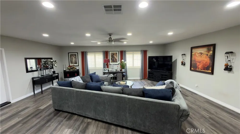 13491 Iroquois Apple Valley, CA 92308