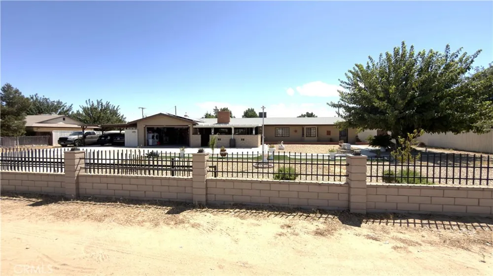 13491 Iroquois Apple Valley, CA 92308