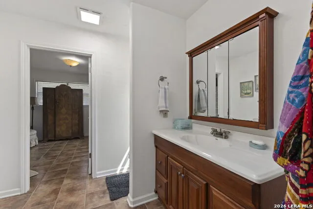 1746 Cattail Canyon Lake, TX 78133