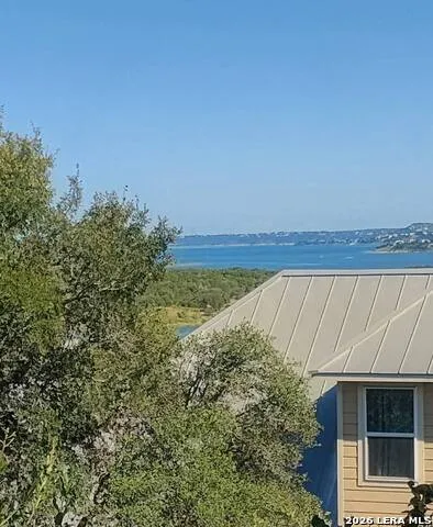 1746 Cattail Canyon Lake, TX 78133