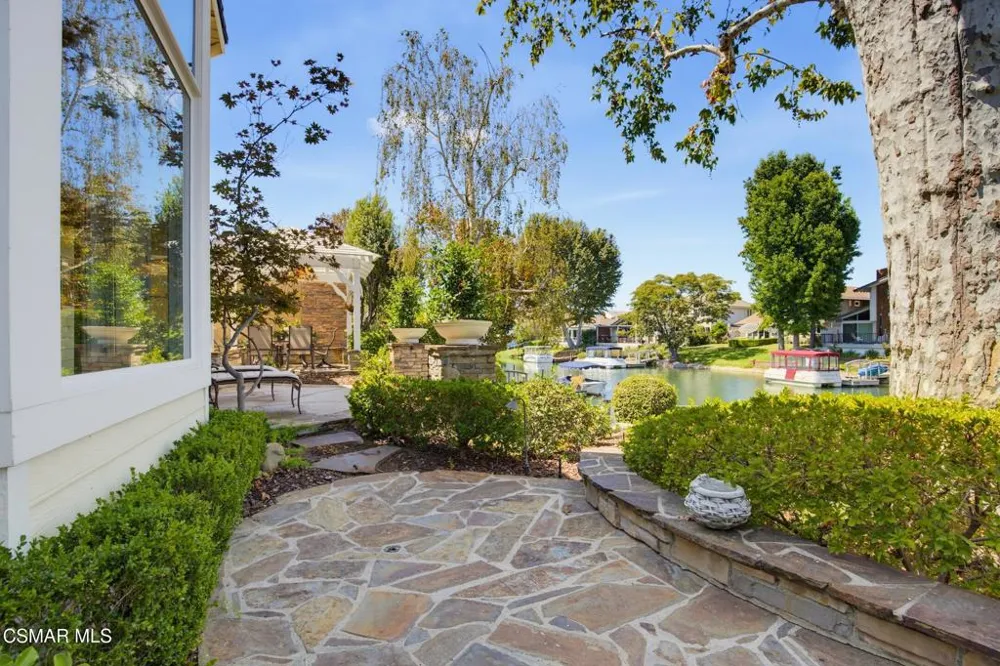 3927 Fairbreeze Circle Westlake Village, CA 91361