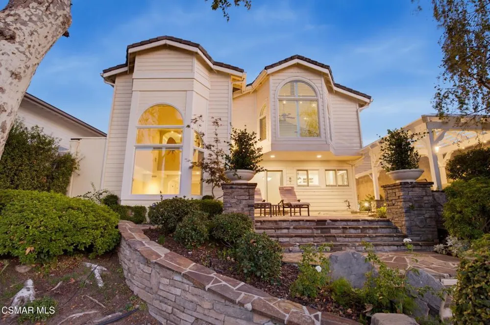 3927 Fairbreeze Circle Westlake Village, CA 91361