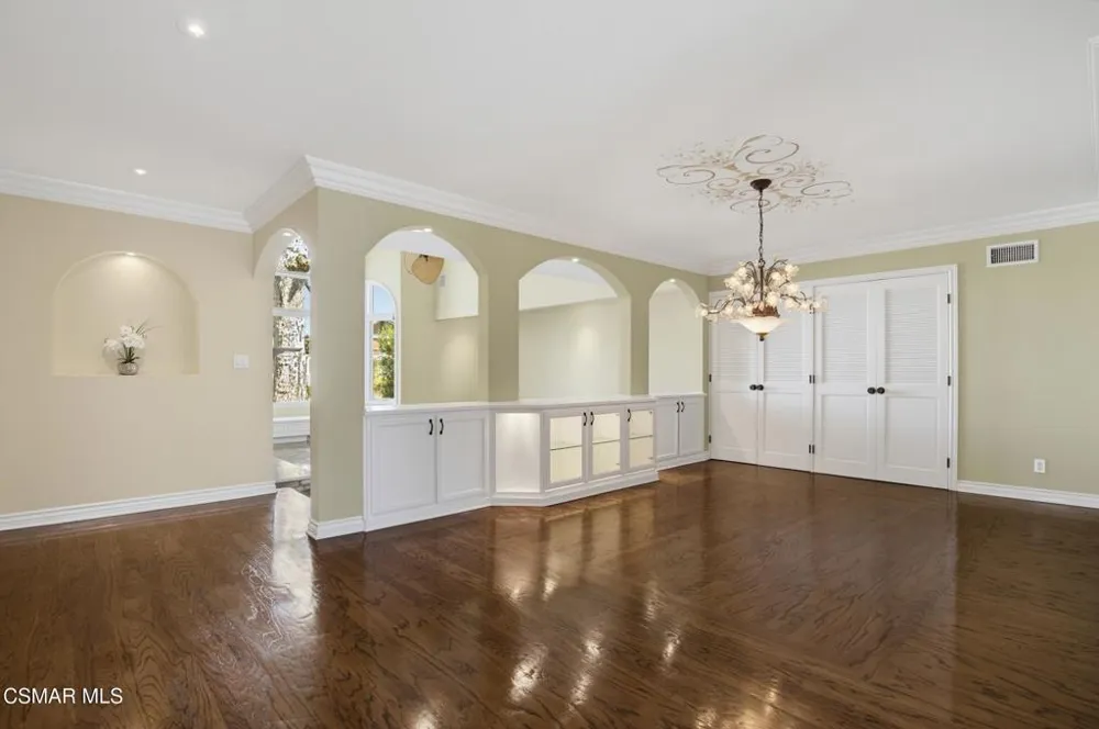 3927 Fairbreeze Circle Westlake Village, CA 91361
