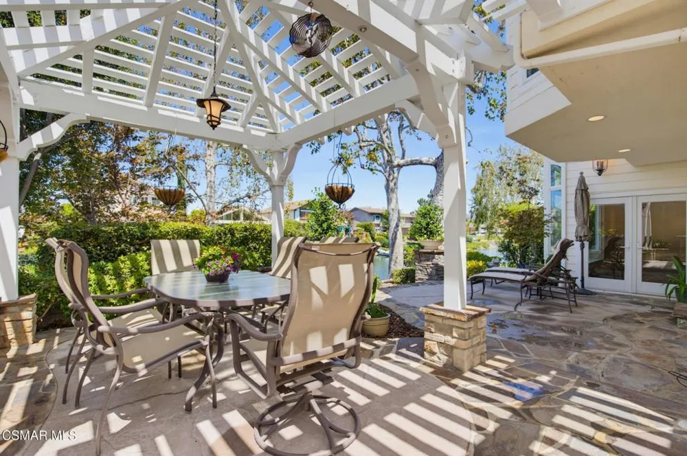 3927 Fairbreeze Circle Westlake Village, CA 91361