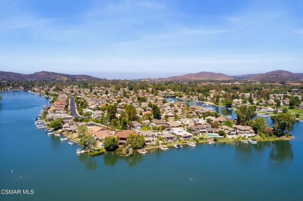 3927 Fairbreeze Circle Westlake Village, CA 91361